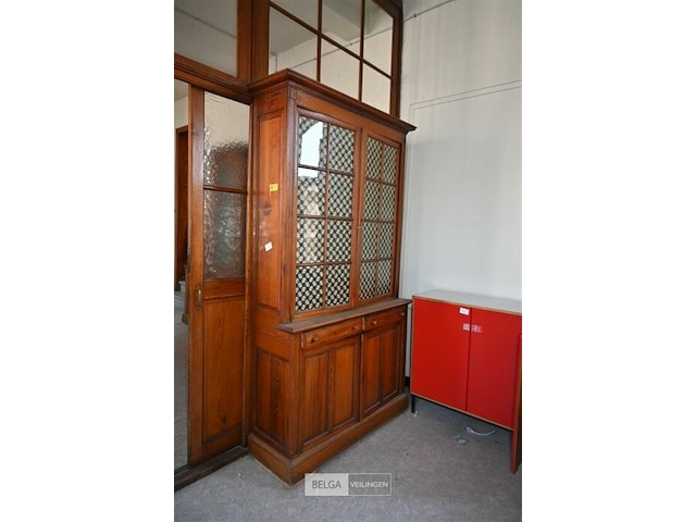 Houten vitrinekast - afbeelding 1 van  5