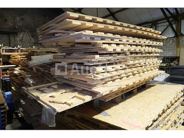 Houten vloer (+- 1000 m²) - afbeelding 6 van  9