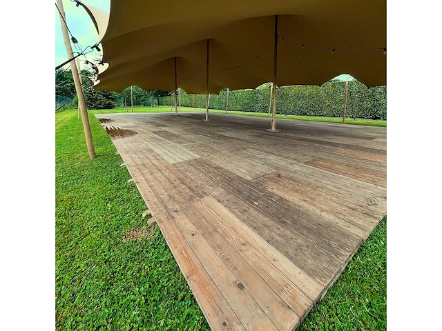 Houten vloer - afbeelding 1 van  2