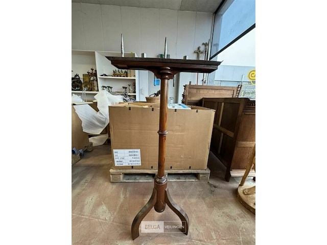 Houten vloerkandelaar - afbeelding 2 van  2