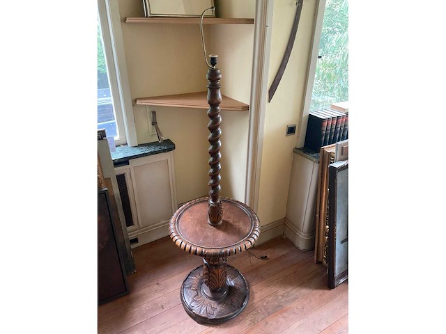 Houten vloerlamp - afbeelding 2 van  4