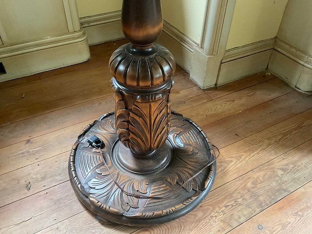 Houten vloerlamp - afbeelding 4 van  4
