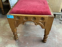 Houten voetenbankje - afbeelding 1 van  4