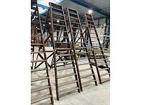 Houten vouwtrap (2x) - afbeelding 2 van  2