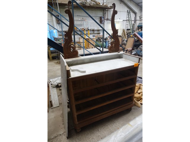 Houten wandkast - afbeelding 1 van  6