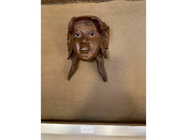 Houten wandplankje met accessoires - afbeelding 4 van  9