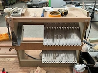 Houten werkbank en opbergkast - afbeelding 5 van  12