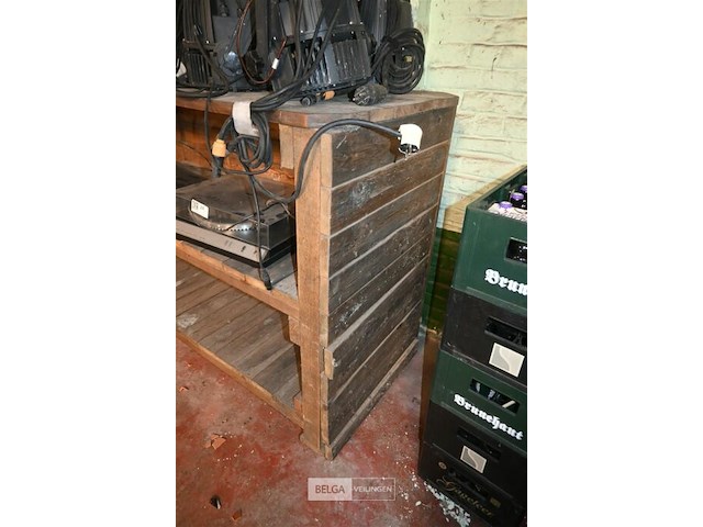 Houten werkbank op wielen - afbeelding 4 van  5