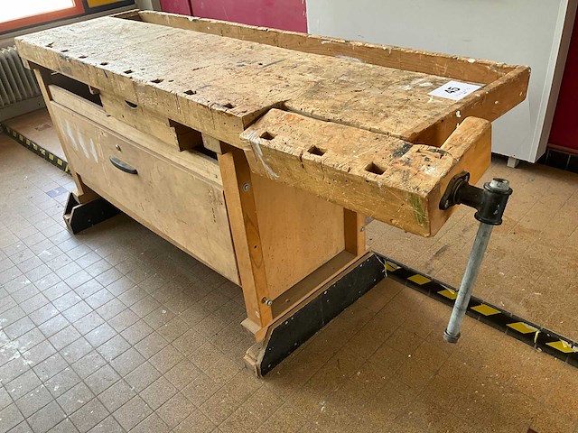 Houten werkbank - afbeelding 1 van  10
