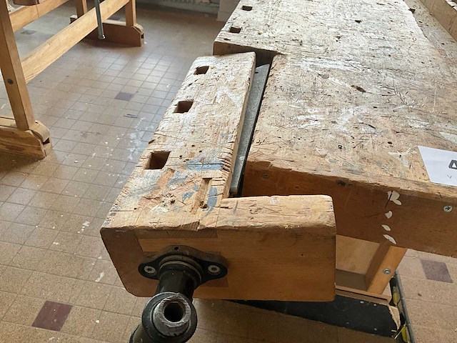 Houten werkbank - afbeelding 4 van  10