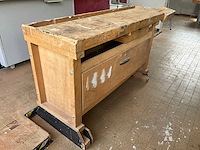 Houten werkbank - afbeelding 7 van  10