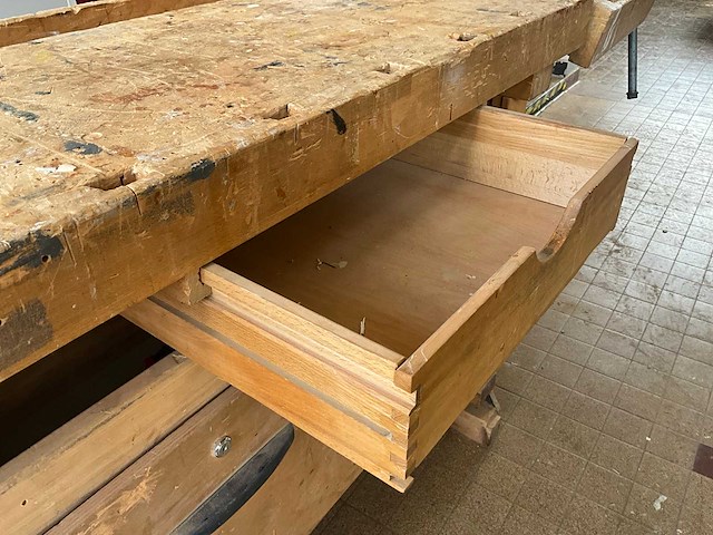 Houten werkbank - afbeelding 9 van  10