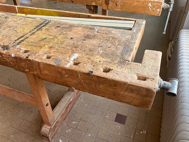 Houten werkbank - afbeelding 4 van  6