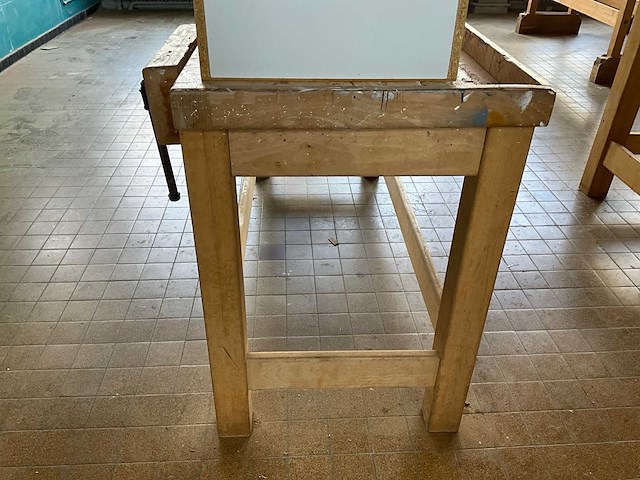 Houten werkbank - afbeelding 5 van  7