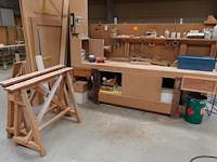 Houten werkbank - afbeelding 1 van  7