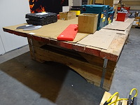 Houten werkbank - afbeelding 4 van  4