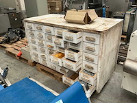 Houten werkbank - afbeelding 1 van  13