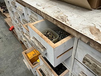 Houten werkbank - afbeelding 7 van  13