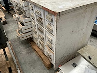 Houten werkbank - afbeelding 10 van  13