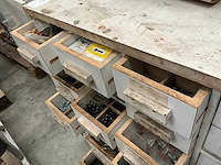 Houten werkbank - afbeelding 11 van  13