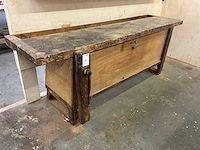 Houten werkbank - afbeelding 1 van  2