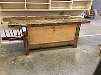Houten werkbank - afbeelding 1 van  3