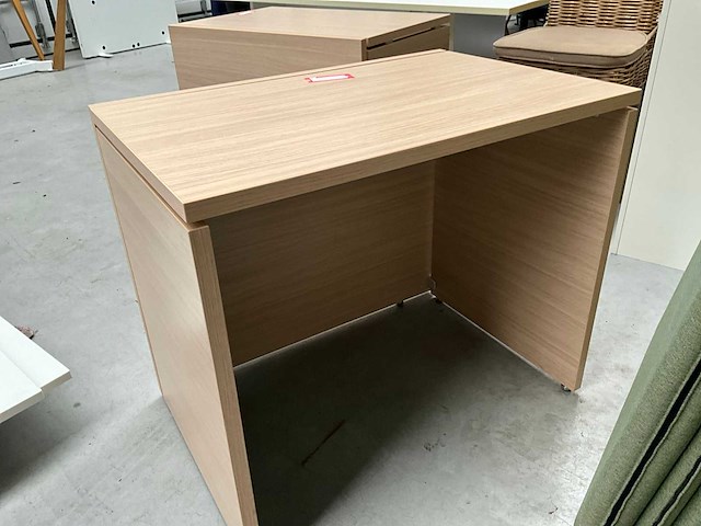 Houten werkplek (2x) - afbeelding 4 van  5