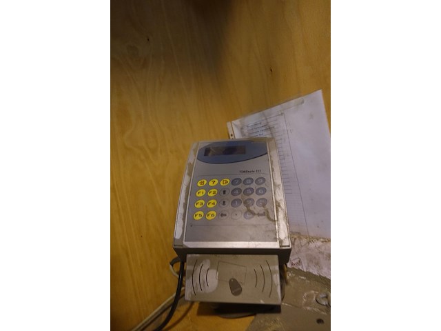 Houten werkstation + computer hp - afbeelding 2 van  4