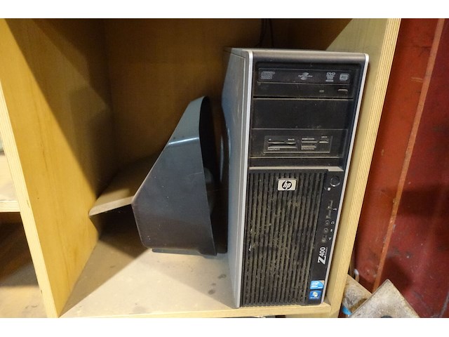Houten werkstation + computerconfiguratie - afbeelding 4 van  6