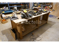 Houten werktafel met bodemschap - afbeelding 1 van  3