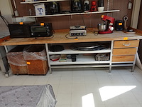 Houten werktafel - afbeelding 1 van  5