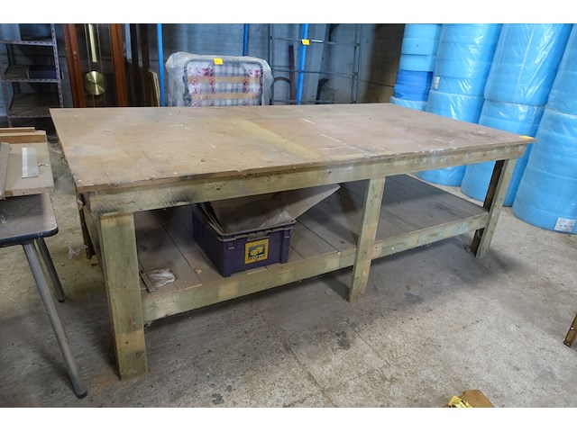 Houten werktafel - afbeelding 1 van  5