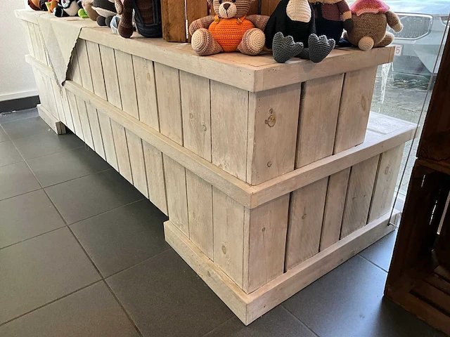 Houten winkel meubilair (3x) - afbeelding 4 van  12