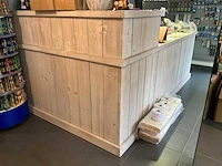 Houten winkel meubilair (3x)