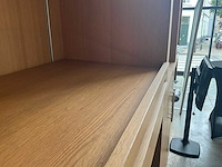 Houten winkelmeubilair (2x) - afbeelding 8 van  9