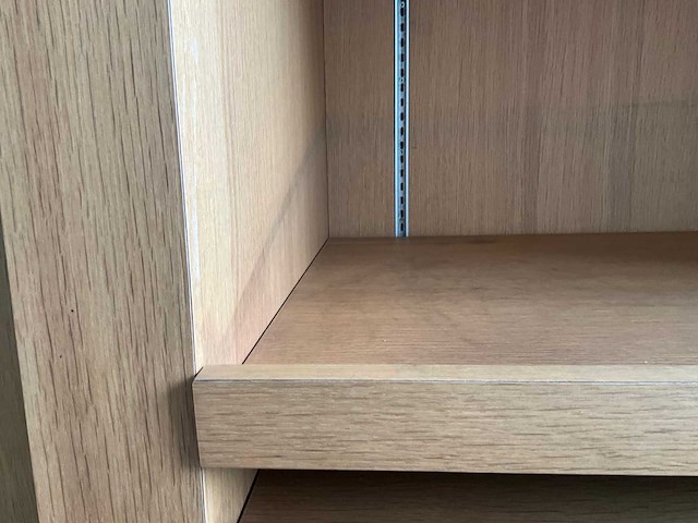 Houten winkelmeubilair (2x) - afbeelding 9 van  9
