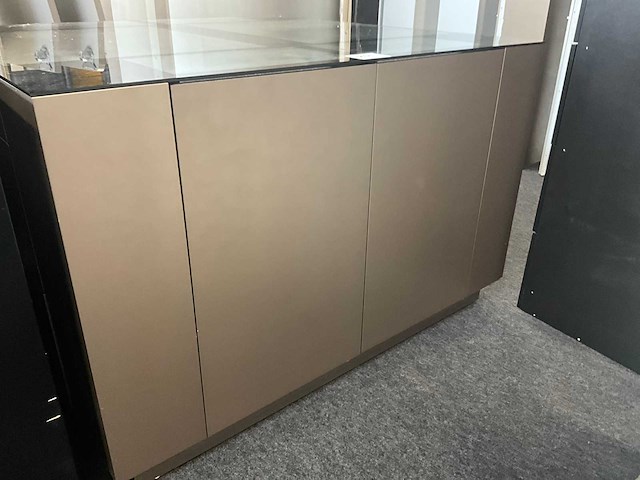 Houten winkeltoon/opbergmeubel - afbeelding 8 van  12