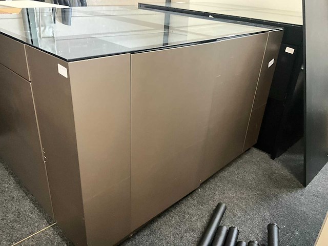 Houten winkeltoon/opbergmeubel - afbeelding 12 van  12