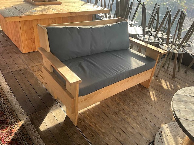 Houten zitbank (5x) - afbeelding 1 van  8