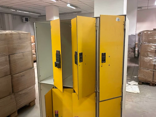 Houten zwembadlockers (2x) - afbeelding 4 van  6