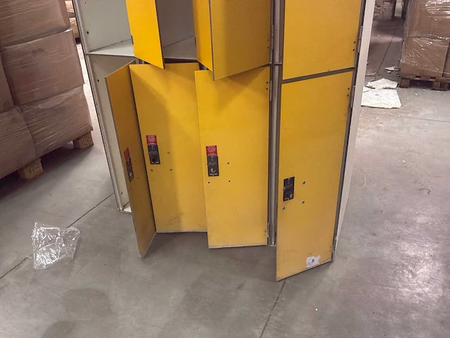 Houten zwembadlockers (2x) - afbeelding 5 van  6