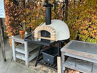 Houtgestookte ovale witte professioneel pizza-oven - afbeelding 1 van  3