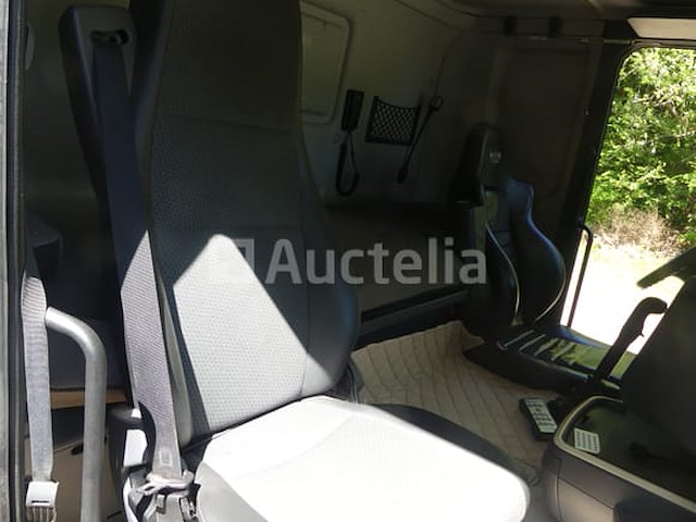 Houtkapwagen (2011-779.160 km-vin:xler6x40005249246) - afbeelding 2 van  54