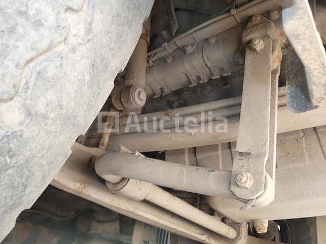 Houtkapwagen (2011-779.160 km-vin:xler6x40005249246) - afbeelding 27 van  54