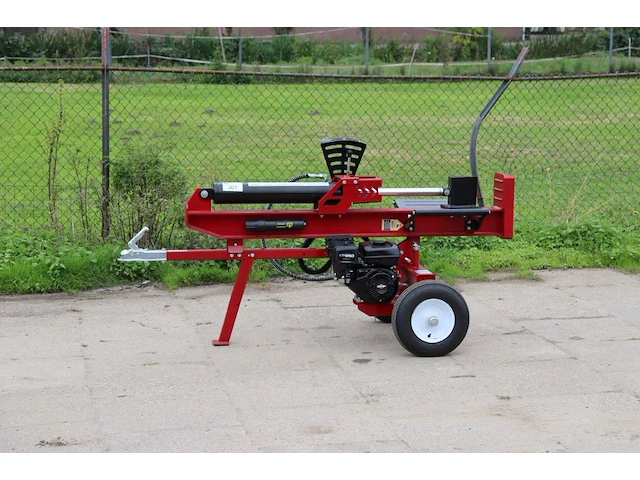 Houtkloofmachine boss hvg27t benzine 27000kg nieuw - afbeelding 1 van  1