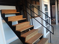 Hout/metalen trap - afbeelding 2 van  3