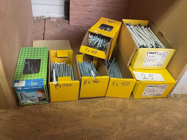 Houtschroeven en slagpluggen - afbeelding 1 van  6