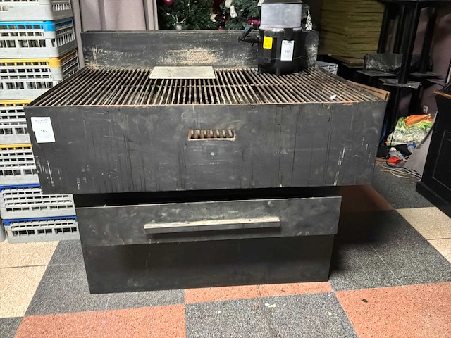 Houtskool bbq - afbeelding 1 van  3