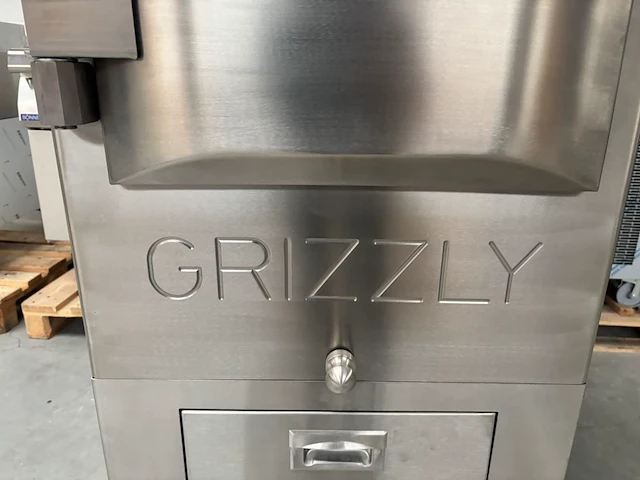 Houtskool oven grizzly pro inox - afbeelding 1 van  7
