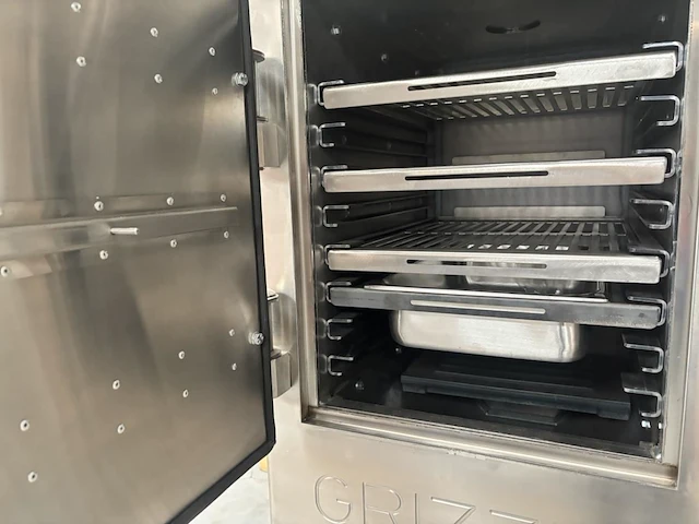 Houtskool oven grizzly pro inox - afbeelding 6 van  7